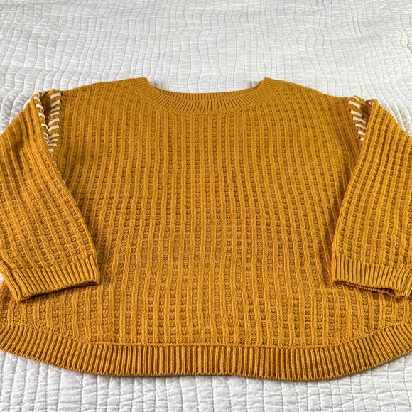 Kate & Sam Knit Sweater - Picture 3 of 7